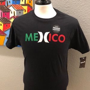 New with tag Men’s Hurley t-shirt